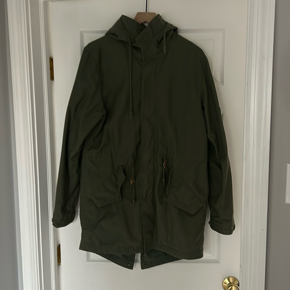 Alpha Industries x Urban Outfitters Fishtail Parka (slim fit) size small